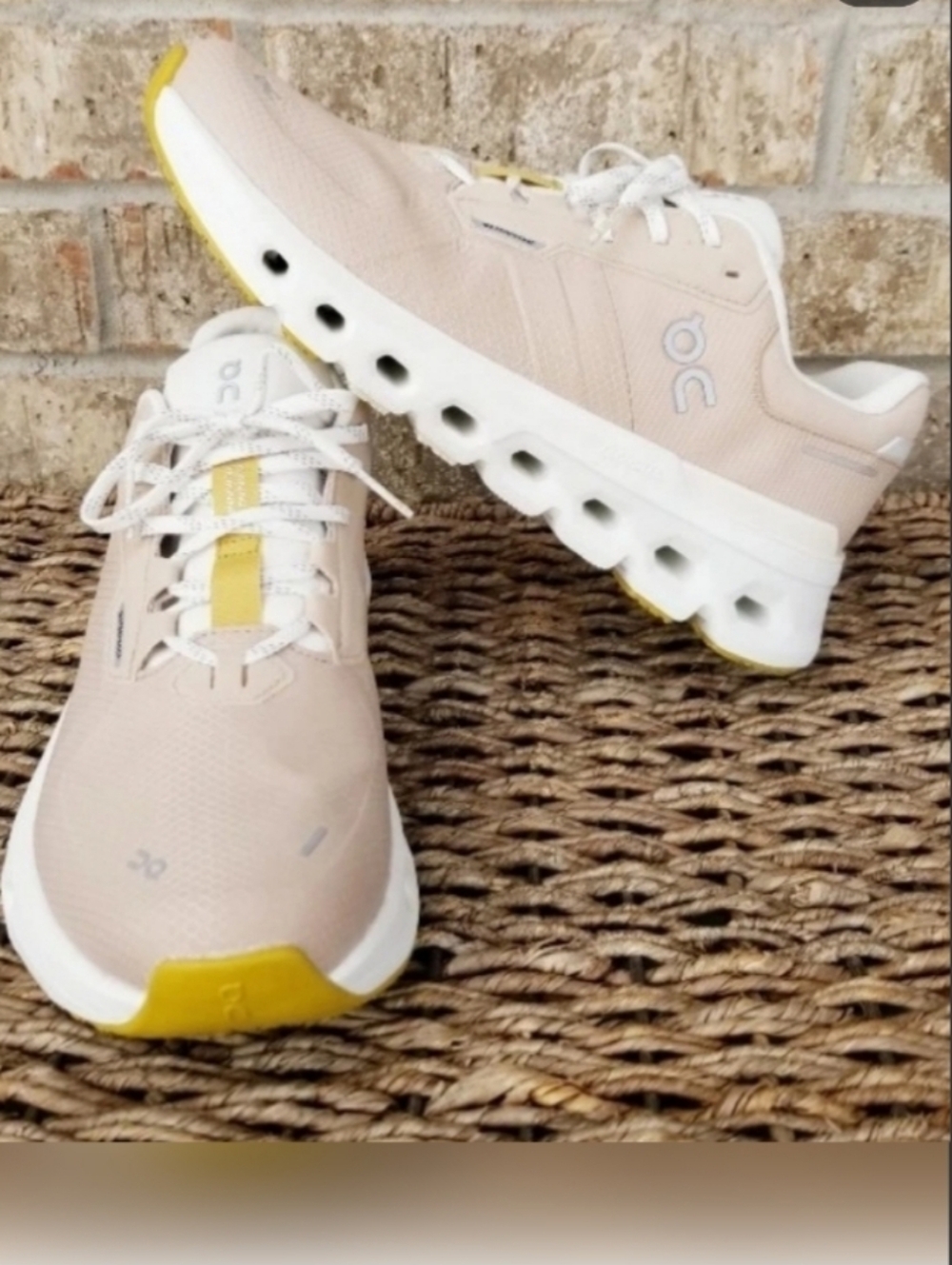 ON CloudRunner 2 NEUTRAL TAN Running Shoe(Womens 10) Comfort Waterproof Sneakers